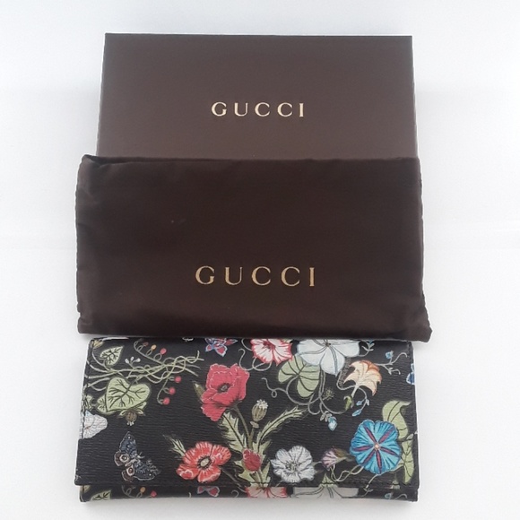 Gucci Handbags - New in box 100% authentic Gucci wallet 274419